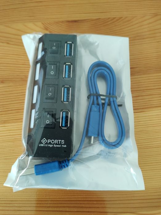 100% Чисто нов  и високоскоростен USB-Hub3.0 дължина на кабела 0.50м