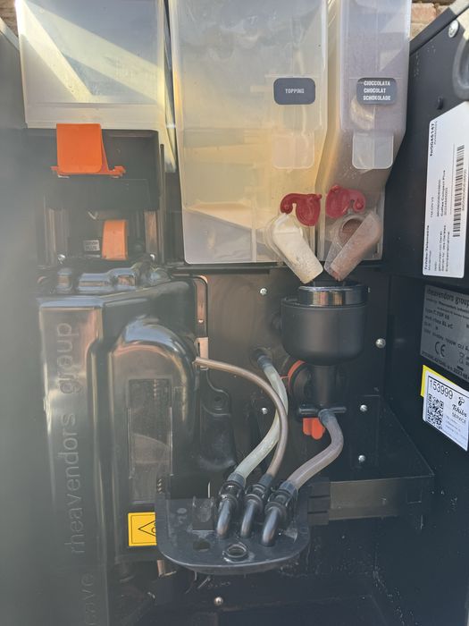 Кафеавтомат с 12 селекции и монетник