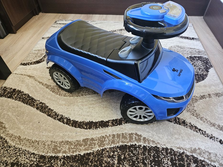 Кола за бутане ride on Lorelli