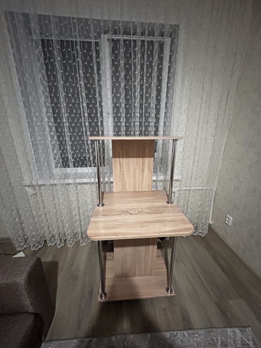 Продам компьютерный стол