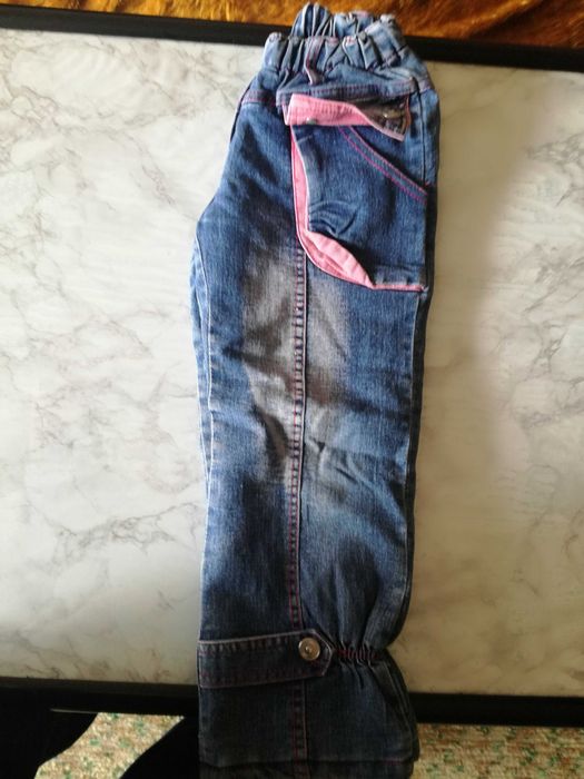 Продавам детски панталонки дълги за момиче