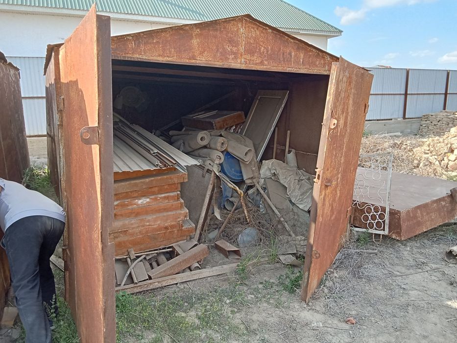 Еки гараж Бир багамен сатылады