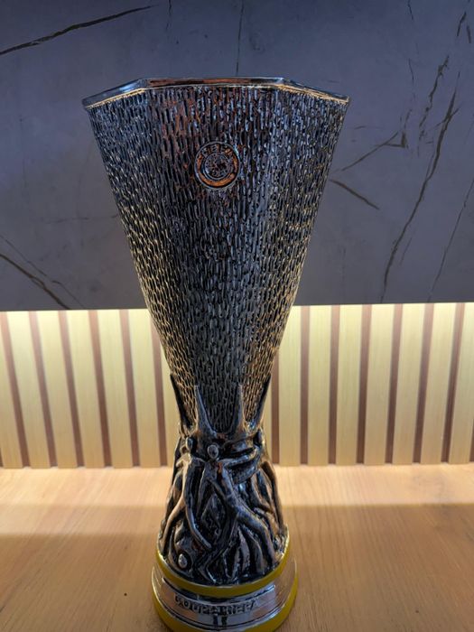 Кубоктар сатылады. Продаётся Кубки