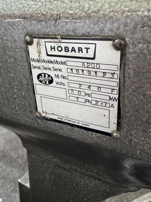 Професионален Планетарен Миксер Hobart A200 20L с Приставки