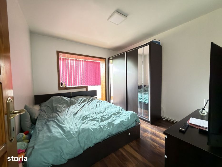 Apartament 3 camere, decomandat, 53 mp - zona Lipovei