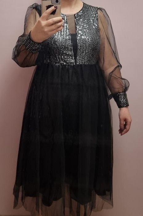 Дамска рокля с пайети