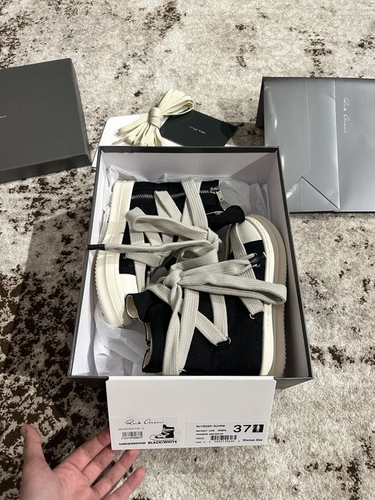 rick owens jumbo lace hexagram 37