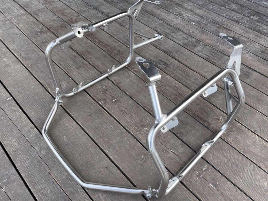 Suport cadru pt cutii BMW GS