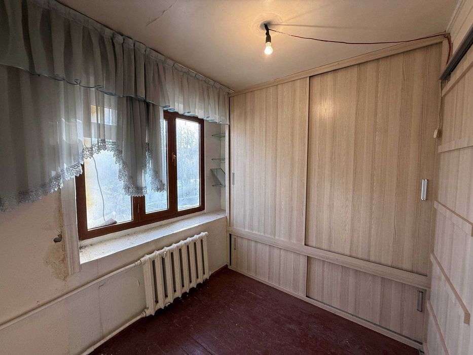 СРОЧНО !! Продается квартира в Яшнабаде 2/2/4 ( 20 кв/м ) Авиасозлар 3