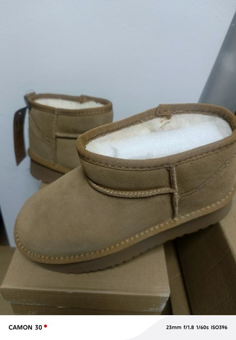 Женская обувь разная