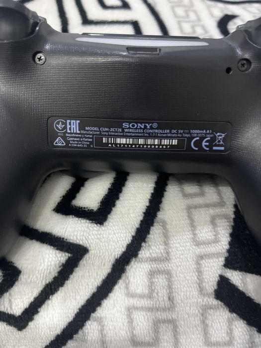 Продам джойстик от PlayStation четыре