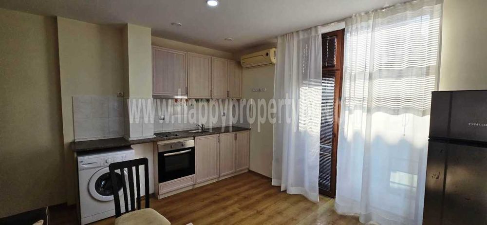 Продава се Тристаен апартамент в Свети Влас - 73 кв.м за 1090 €/кв.м - Снимка #1