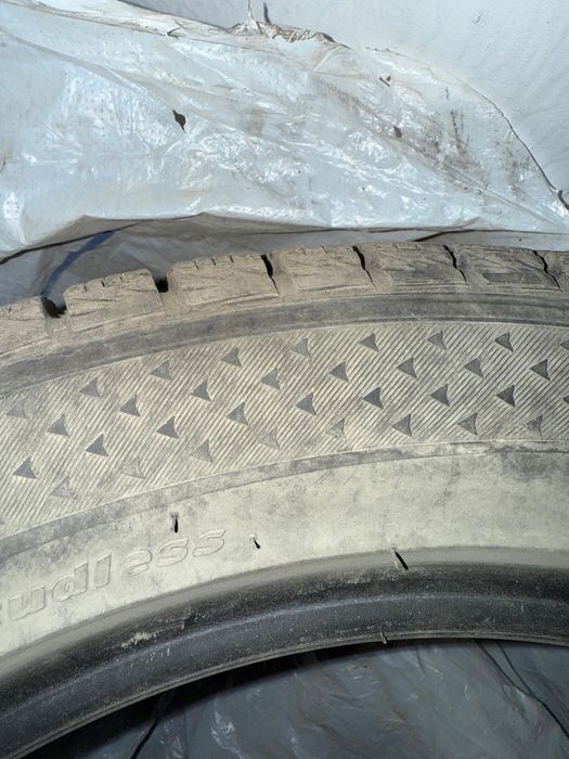 Продам 3 шины R 17