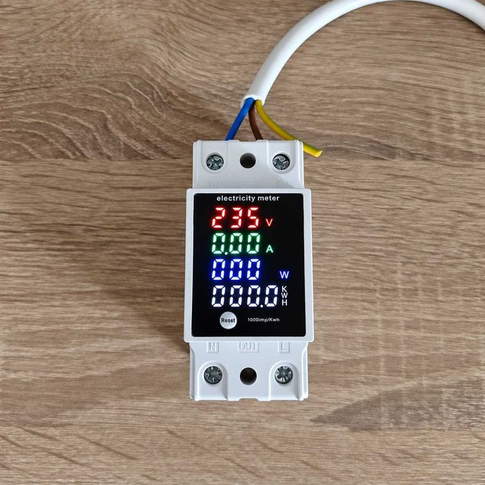 Монофазен електромер 100A DIN шина с цветен LED дисплей 6 в 1 | Волтметър, Амперметър, kWh метър