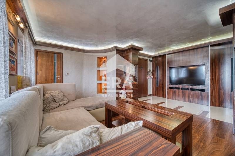 Продава се Тристаен апартамент в Варна, Възраждане 1 - 123 кв.м за 991 €/кв.м - Снимка #3