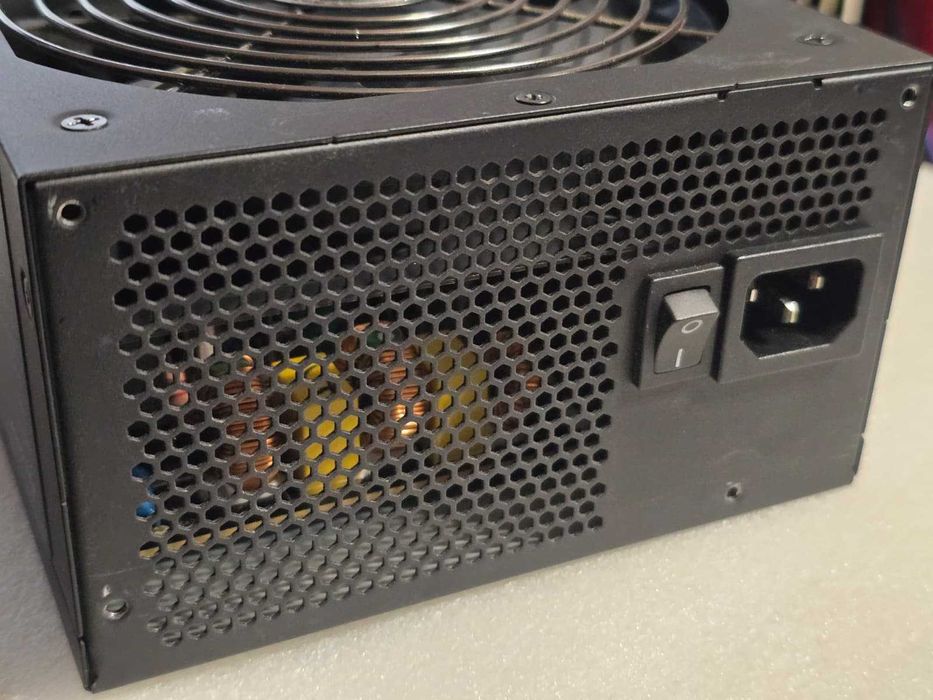 Sursa modulara PC Sharkoon WPM 500W 80PLUS Bronze, 1 x 6+2 pini