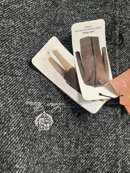 Palton loro piana marimea 54