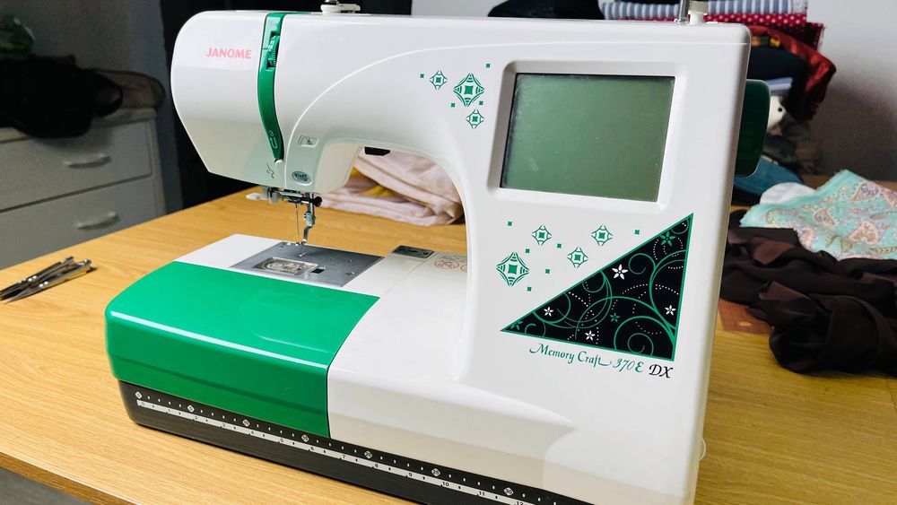 JANOME Машина Вышивальная
