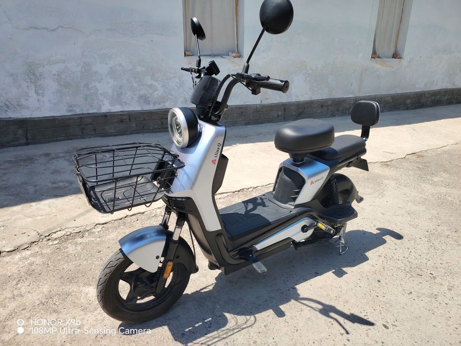 Skuter ko'p minilmagam ideal holatda