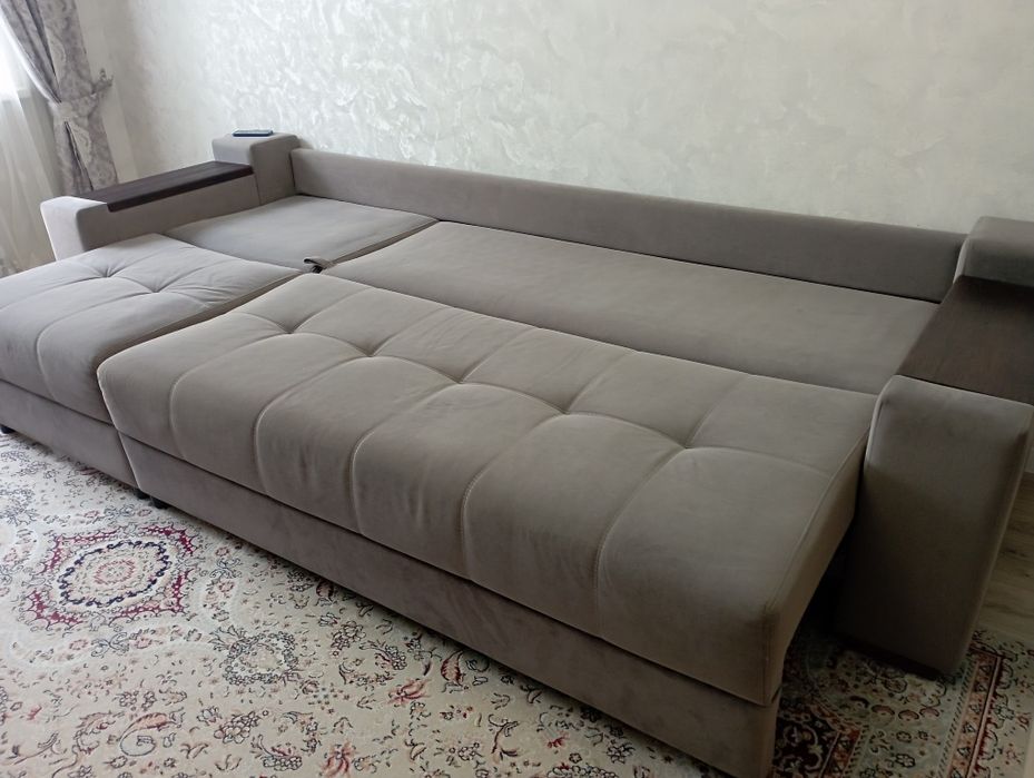 Мягкая мебель . Диван