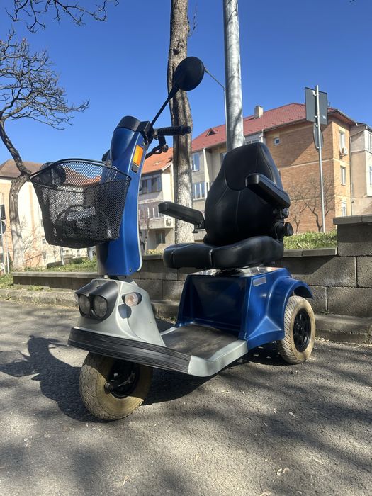 Scuter electric Meyra  pentru persoanele cu dizabilitati/varstnici