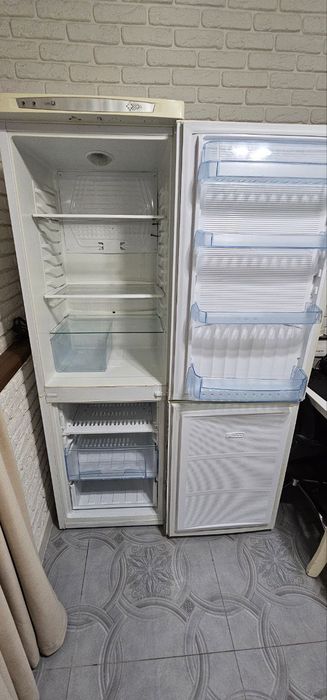 Продам холодильник