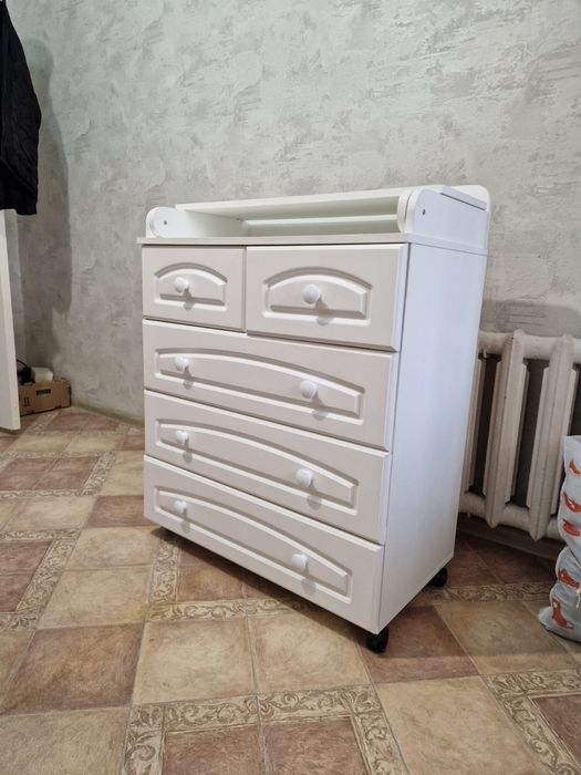 Комод ,со складывающимся верхом