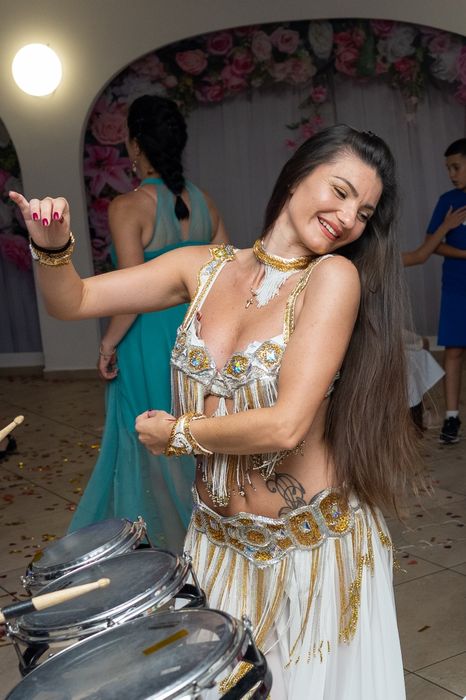 Танцьорки за участия и партита