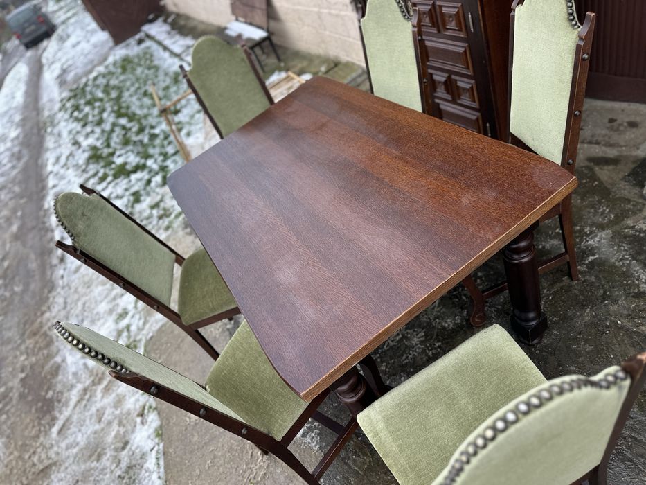 Трапезна маса с 6 стола – класически стил