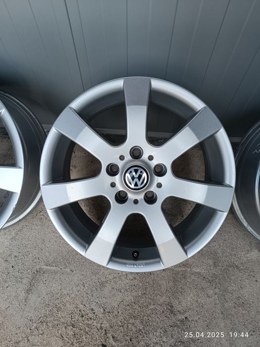 16/5/112-ФОЛКСВАГЕН Голф 5,6,7, ТИГУАН Пасат ШАРАН Туаран КАДИ Джета