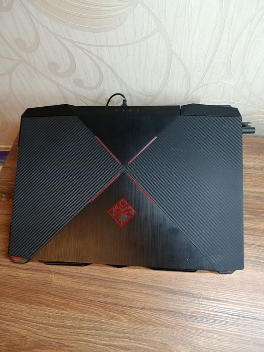 Продам игровой ноутбук Hp omen 15