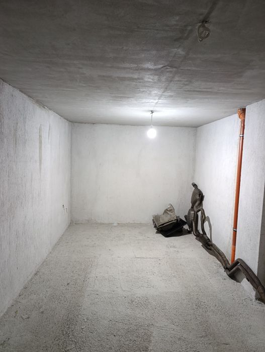 Гараж под наем Железник изток