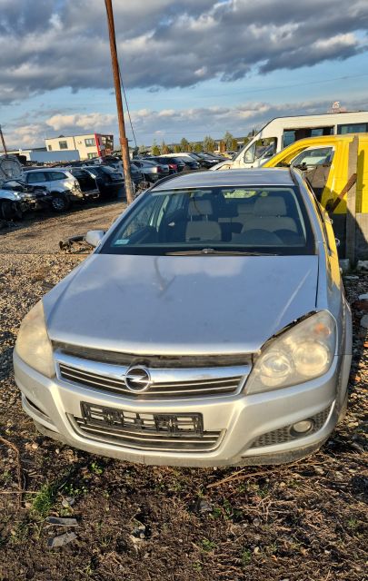 Radiator intercooler 13213402 Opel Astra H (facelift)