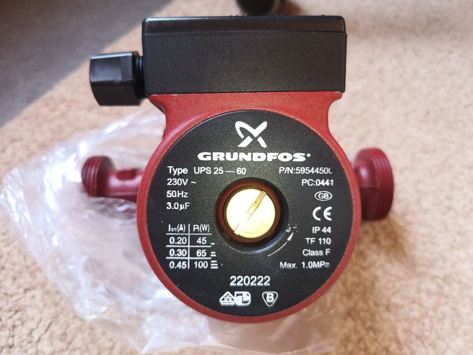 Pompa  pt agent termic 25/6-180