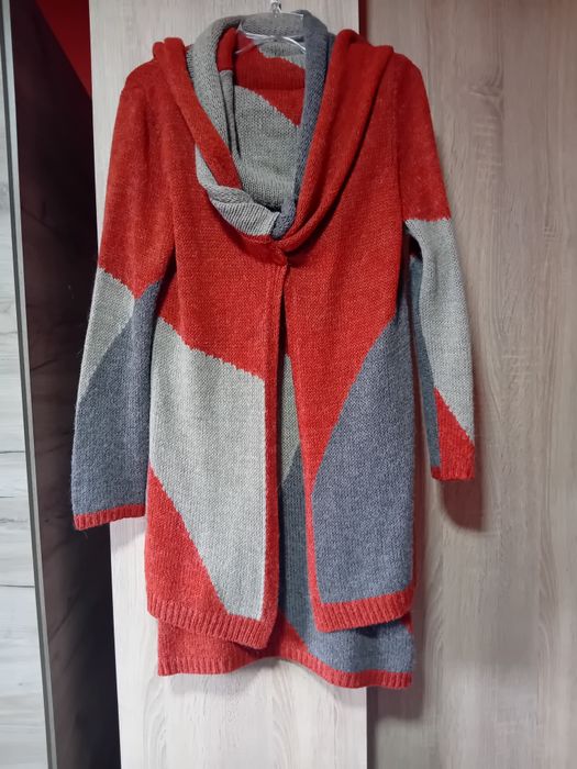 Vând rochii de lână cu mohair