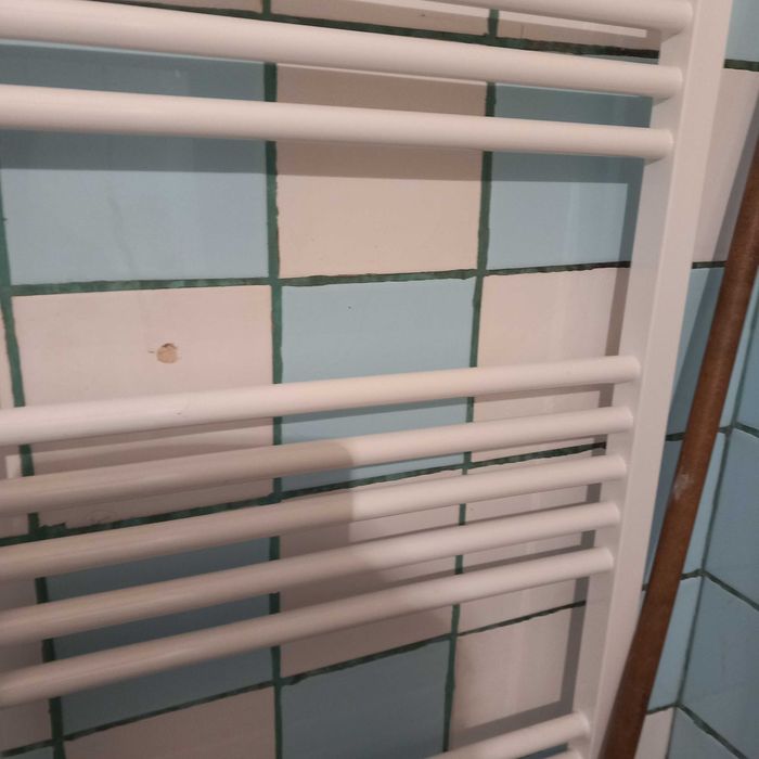 Imobiliare închiriez garsonieră mobilata și utilata cu gaz metan