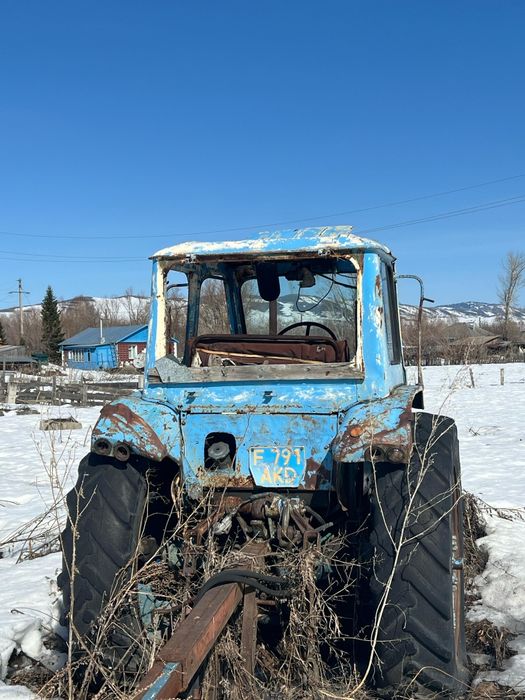 Срочно продам трактор