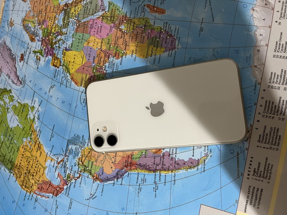 11 128гб 79 емк