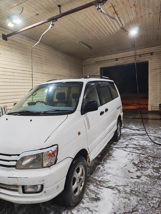 Продам Тойота Ноах Таунайс 4wd