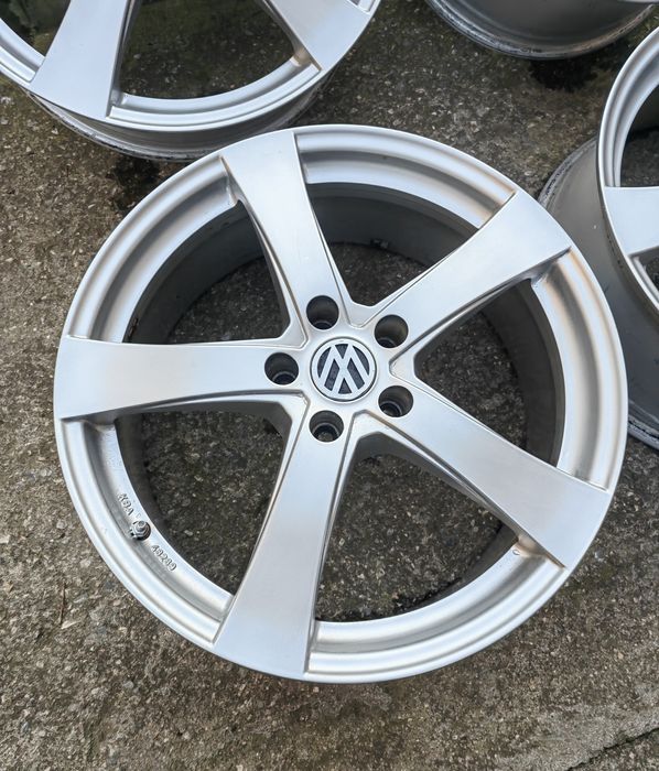 Джанти за VW 19* 8j et44