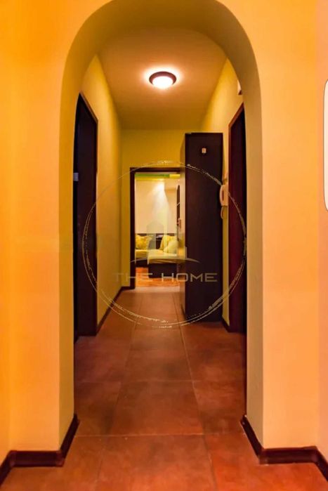 Дава се под наем Тристаен апартамент в Варна, Базар Левски - 65 кв.м за 550 € - Снимка #4