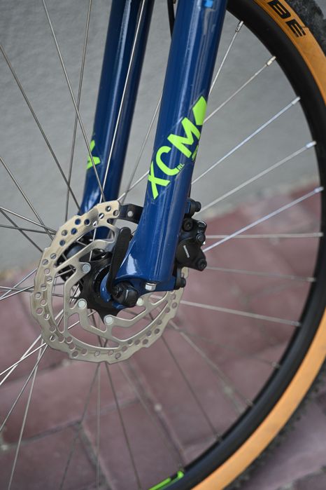 Bicicleta Cube Aim Race 27.5" - ca nouă, ideală statură mică