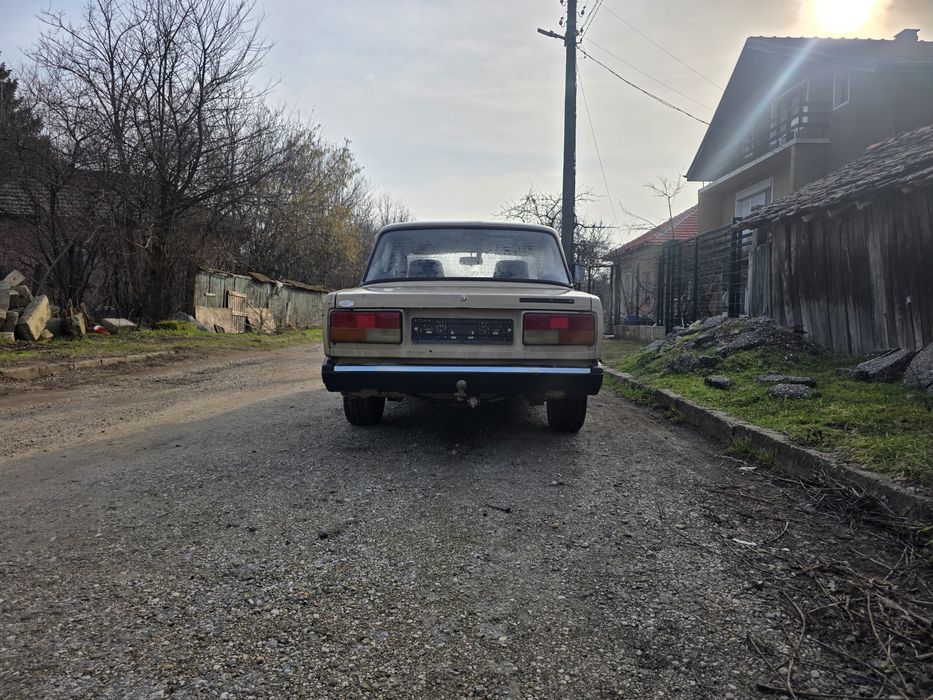 ЛАДА ВАЗ 2107 на части