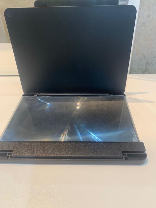 Увеличительное стекло