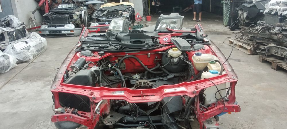 Авто разбор Ауди Мерседес.