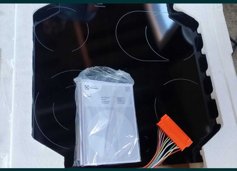 Плот за вграждане - нов ELECTROLUX EHA 6046 FOK