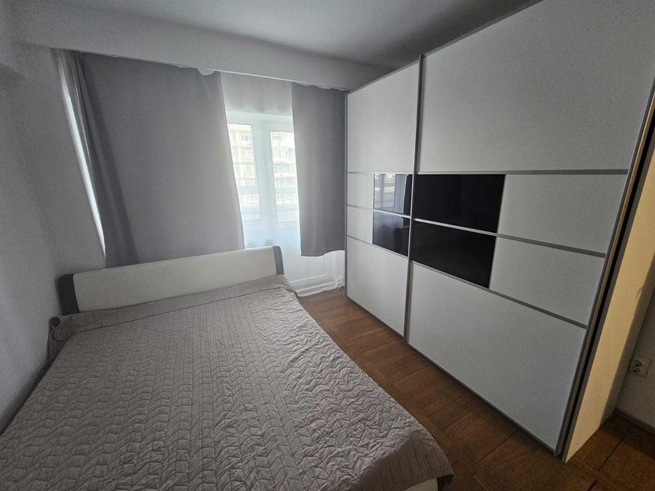 Inchiriez apartament