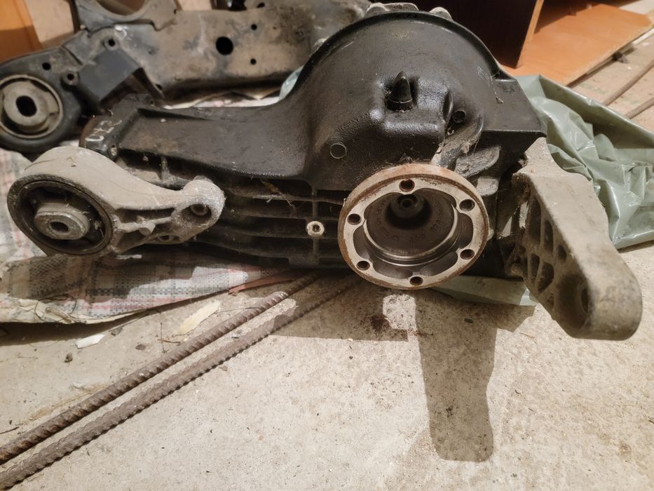 Капак, диференциал, мостове за Audi A6 4F C6 3.0 TDI Ауди А6 4Ф Ц6 ТДИ