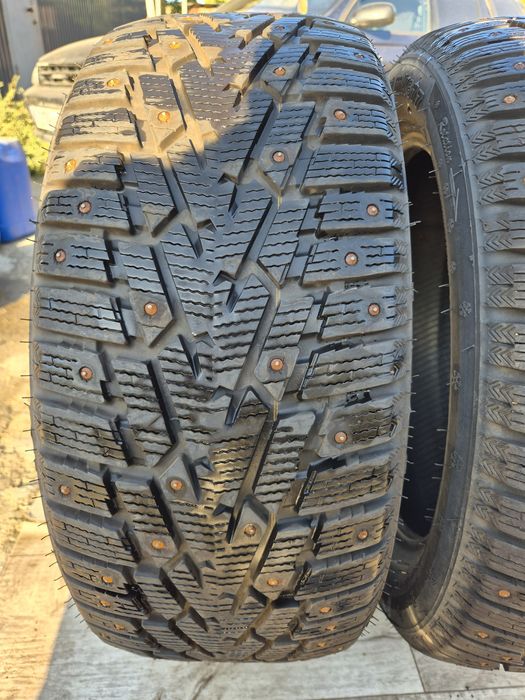 Зимние шины 225/50/R17