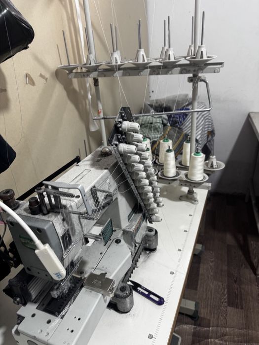 Швейная машина поясная 12 игольная